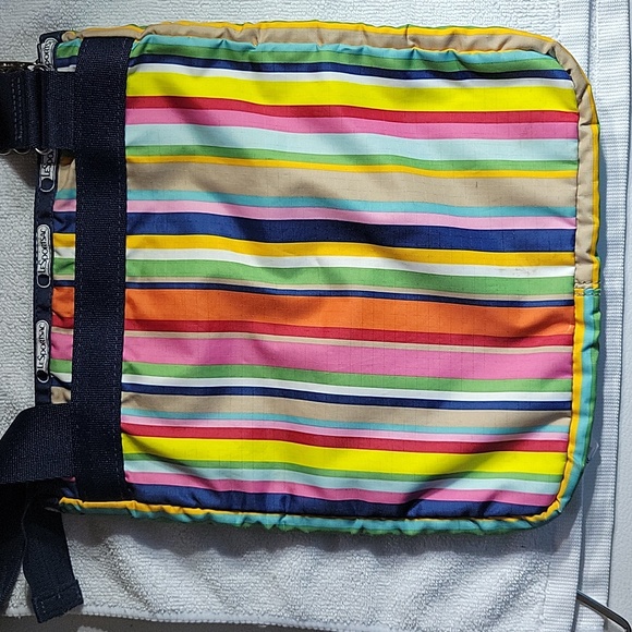 LeSportSac Crossbody bag rainbow bright colors - Picture 4 of 11
